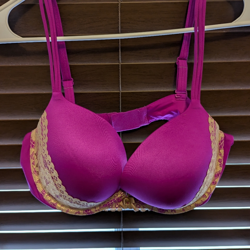 Victoria Secret Very Sexy Pushup